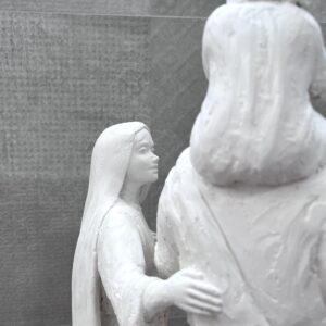 Sagrada Familia, escultura religiosa en escayola patinada de Elena Egea Aguado